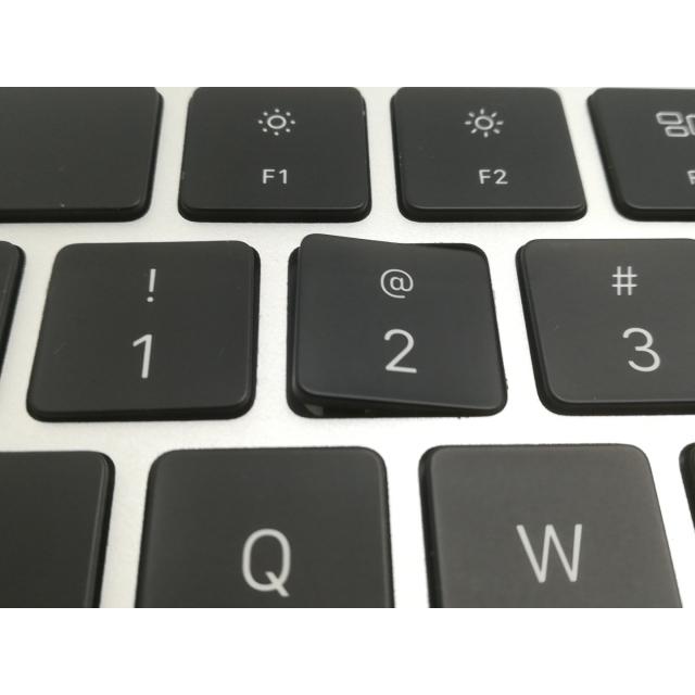 【中古】Apple Magic Keyboard（テンキー付き/ブラックキー/Appleシリコン搭載Mac用Touch ID） -  英語（US）【福岡天神】保証期間１週間の画像