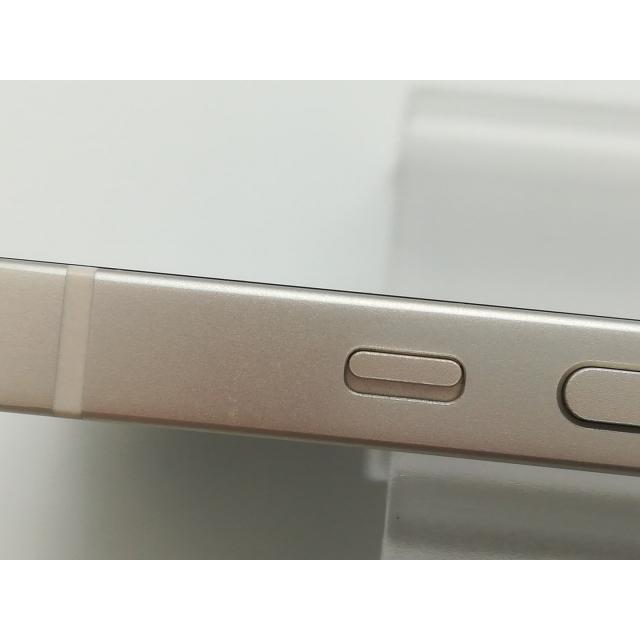 【中古】Apple docomo 【SIMフリー】 iPhone 14 128GB スターライト MPUQ3J/A【福岡天神】保証期間１ヶ月【ランクC】の画像