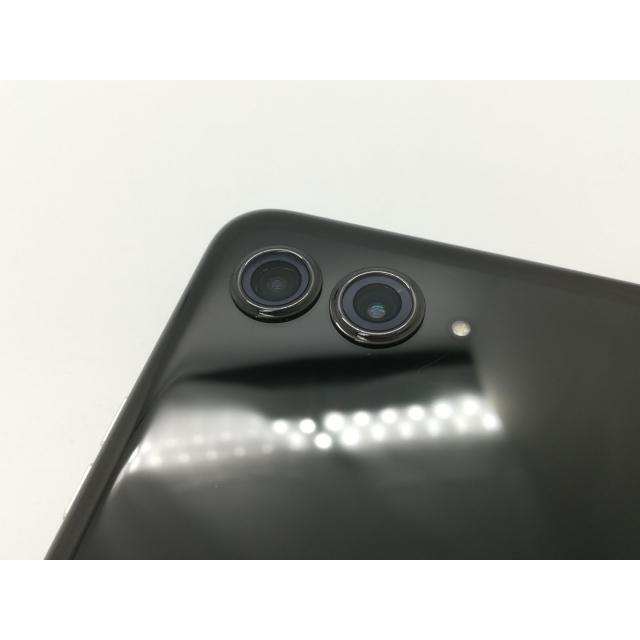 【中古】MOTOROLA SoftBank 【SIMフリー】 motorola razr 50s サンドクリーム 8GB 256GB A403MO【福岡天神】保証期間１ヶ月【ランクB】の画像
