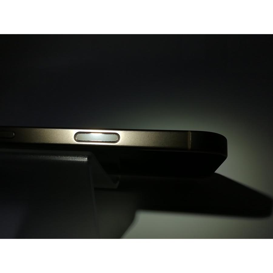 【中古】Apple docomo 【SIMフリー】 iPhone 16 Pro 256GB デザートチタニウム MYN23J/A【福岡天神】保証期間１ヶ月【ランクC】の画像