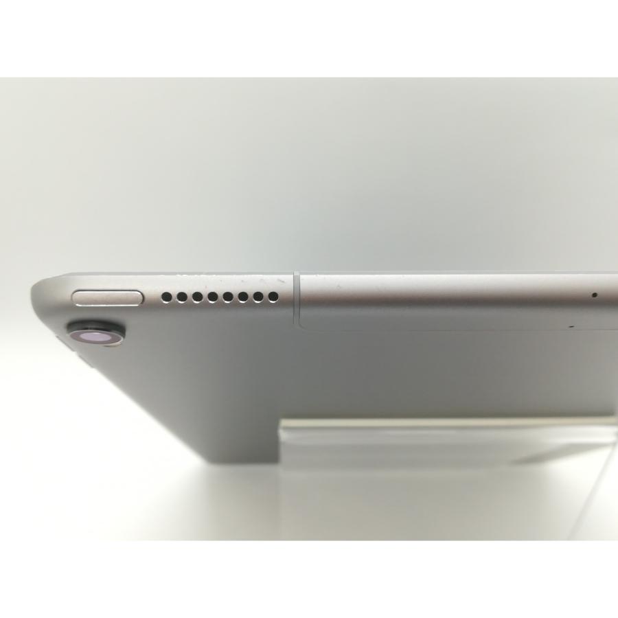中古】Apple au 【SIMロック解除済み】 10.5インチ iPad Pro（2017