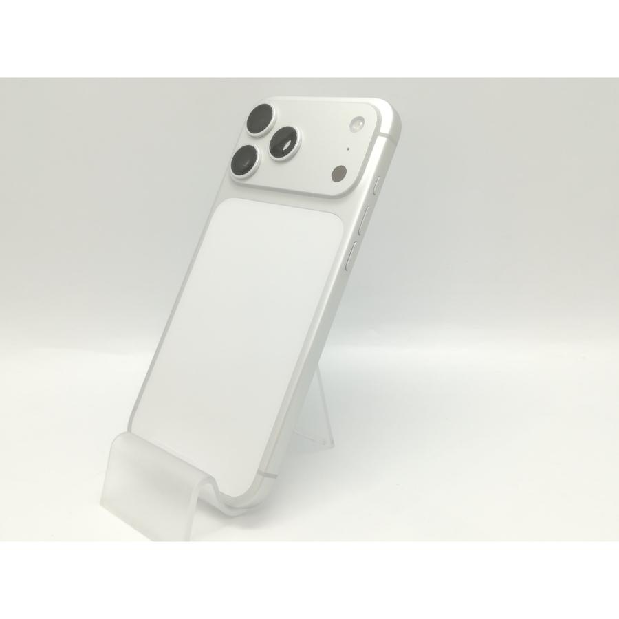 未使用】Apple 国内版 【SIMフリー】 iPhone 17 Pro Max 1TB シルバー