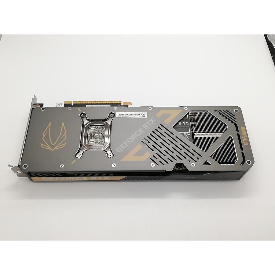 【中古】ZOTAC ZOTAC GAMING GeForce RTX 5070 Ti SOLID SFF OC ZT-B50710J3-10P RTX5070Ti/16GB(GDDR7)【福岡天神】保証期間１週間 |  | 01