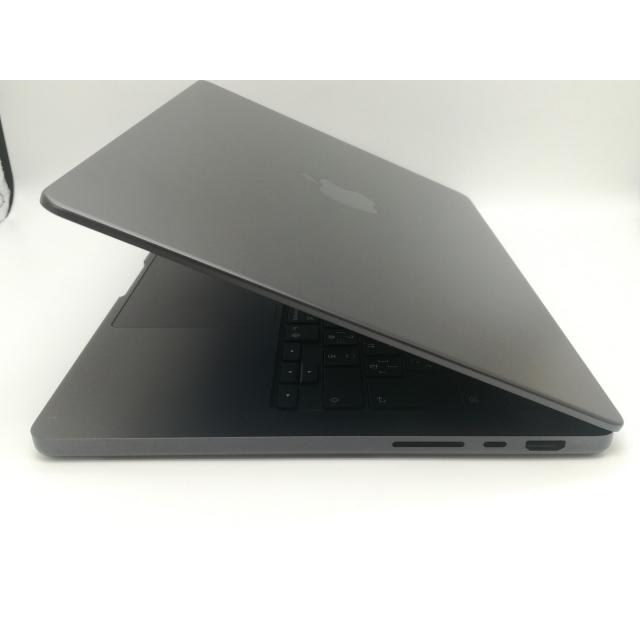 中古】Apple MacBook Pro 14インチ M5(CPU:10C/GPU:10C) 32GB/1TB