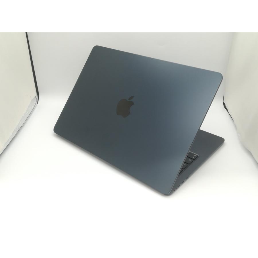 中古】Apple MacBook Air 13インチ M2(CPU:8C/GPU:8C) 16GB/256GB