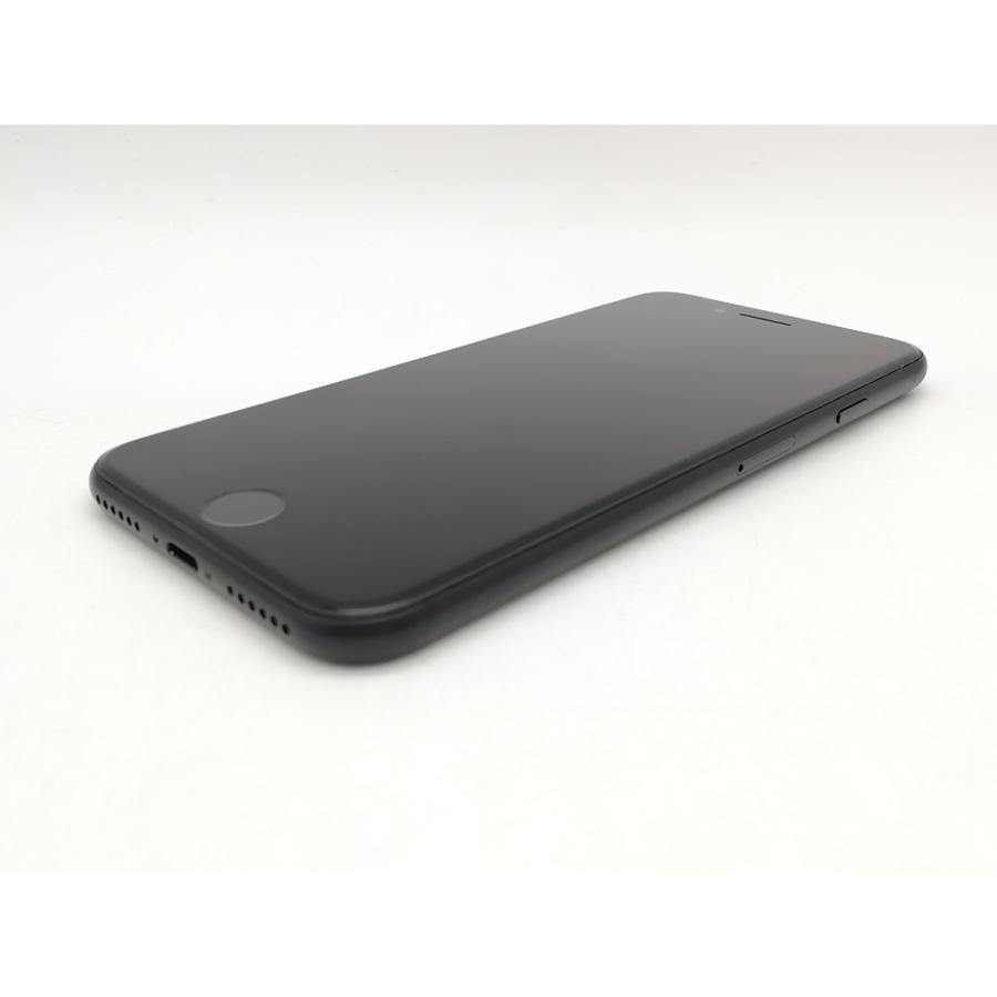 【中古】Apple au 【SIMロック解除済み】 iPhone SE（第2世代） 64GB ブラック MX9R2J/A【鹿児島中町】保証期間１ヶ月【ランクB】｜janpara｜03