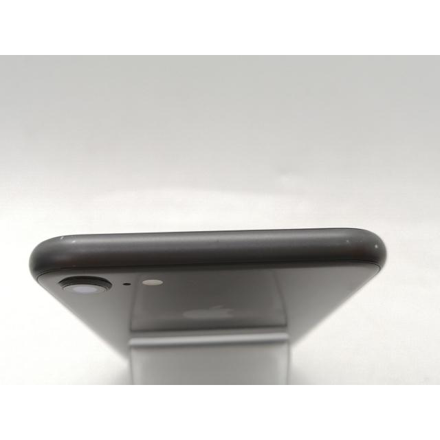 中古】Apple au 【SIMロック解除済み】 iPhone 8 64GB スペースグレイ