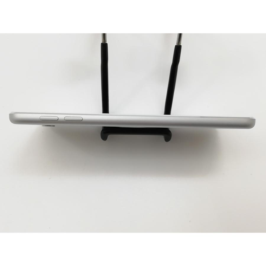 中古】Apple iPod touch 32GB シルバー MKHX2J/A (2015/第6世代