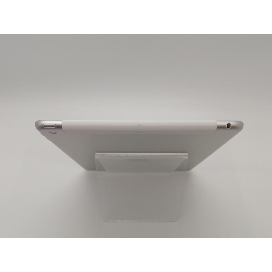 中古】Apple au 【SIMロック解除済み】 iPad（第5世代/2017） 32GB