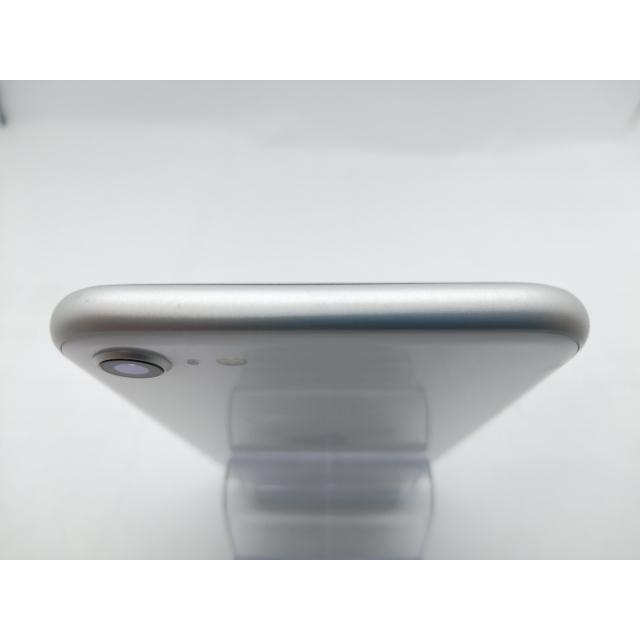 iPhoneSE2 docomo SIMロック解除済み　64GB ホワイト iPhone SE（第2世代） ホワイト 64GBSIMロック解除済み