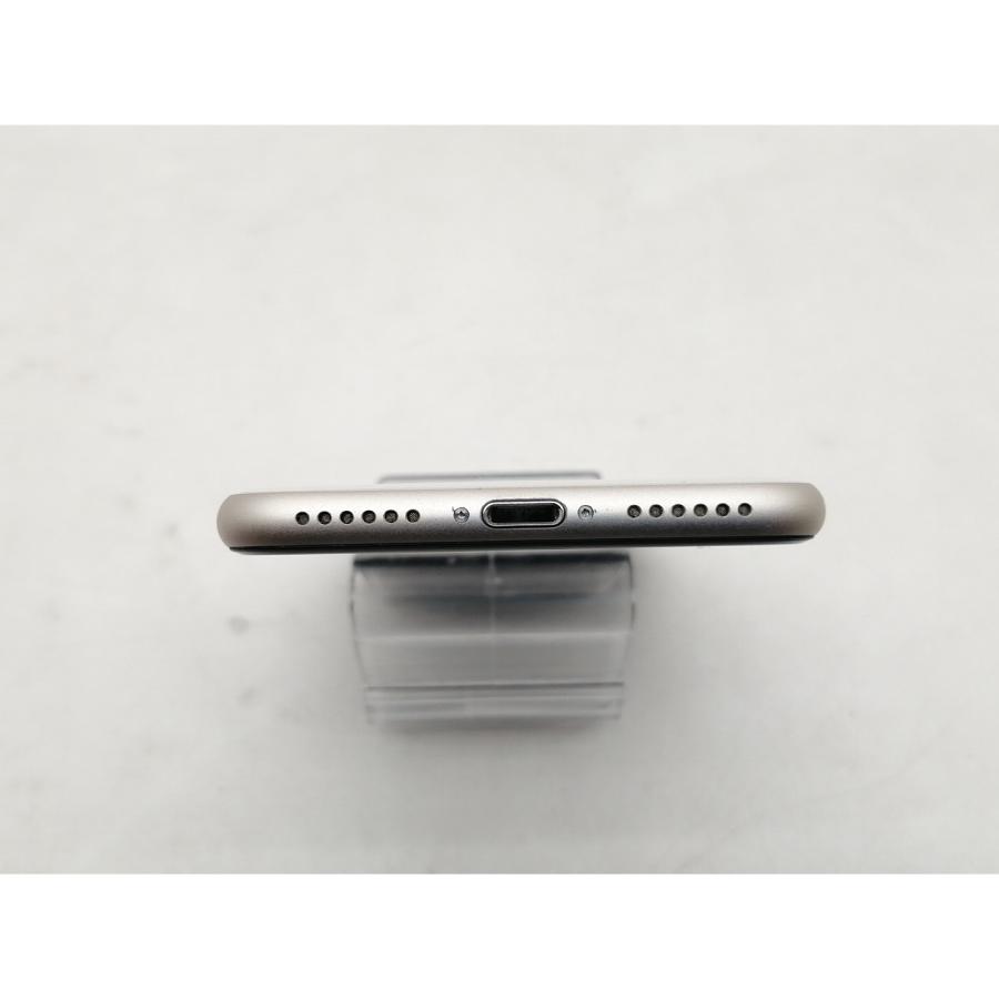 【中古】Apple au 【SIMフリー】 iPhone SE（第3世代） 64GB スターライト MMYD3J/A【仙台イービーンズ】保証期間１ヶ月【ランクA】の画像