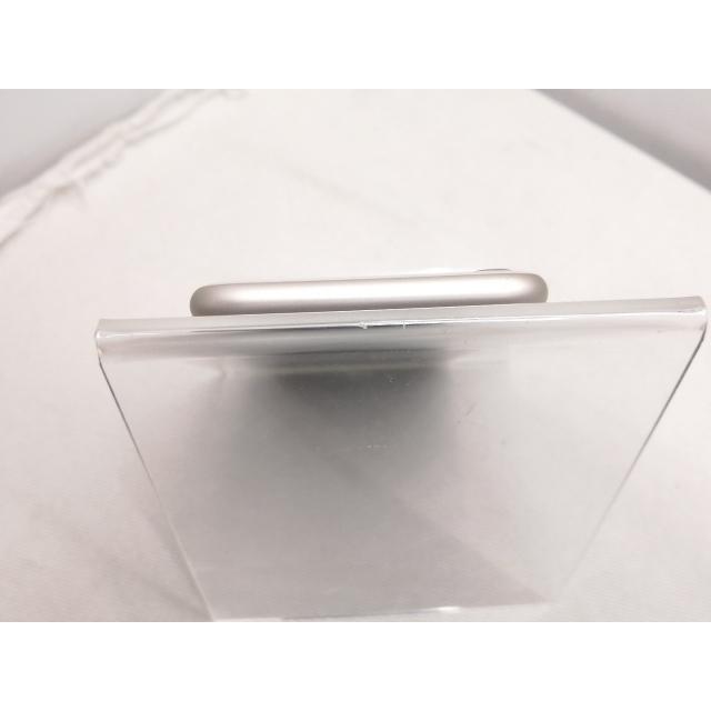 【中古】Apple au 【SIMフリー】 iPhone SE（第3世代） 128GB スターライト MMYG3J/A【仙台駅東口】保証期間１ヶ月【ランクA】の画像