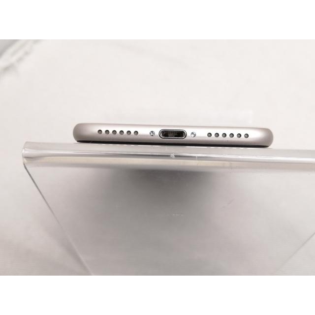 【中古】Apple au 【SIMフリー】 iPhone SE（第3世代） 128GB スターライト MMYG3J/A【仙台駅東口】保証期間１ヶ月【ランクA】の画像