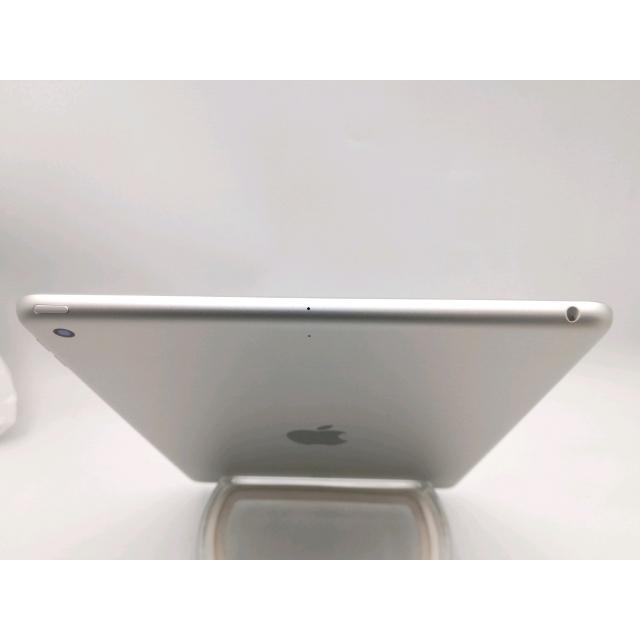中古】Apple 【Wi-Fi】 iPad（第8世代/2020） 32GB シルバー MYLA2J/A