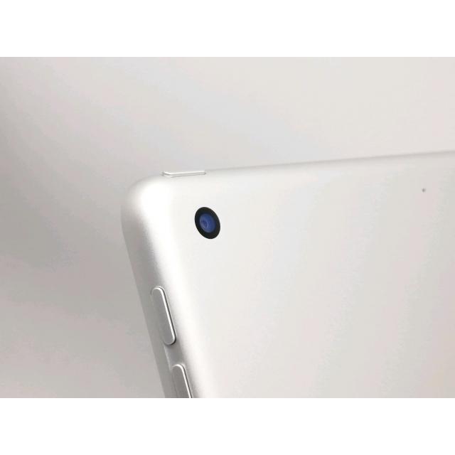 中古】Apple 【Wi-Fi】 iPad（第8世代/2020） 32GB シルバー MYLA2J/A