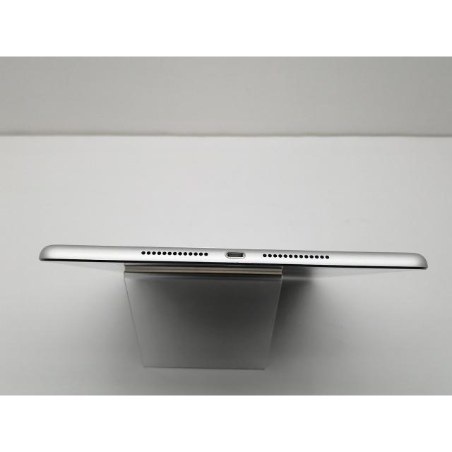中古】Apple 【Wi-Fi】 iPad（第8世代/2020） 32GB シルバー MYLA2J/A