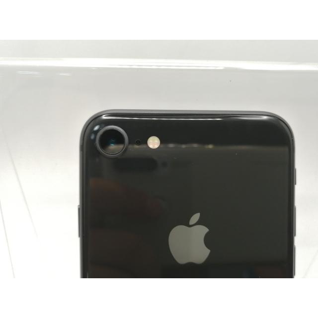 中古】Apple au 【SIMロック解除済み】 iPhone 8 64GB スペースグレイ