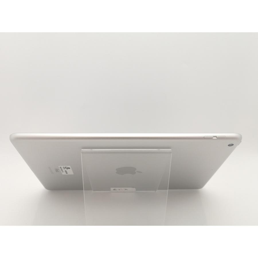 中古】Apple 【Wi-Fi】 iPad（第8世代/2020） 32GB シルバー MYLA2J/A