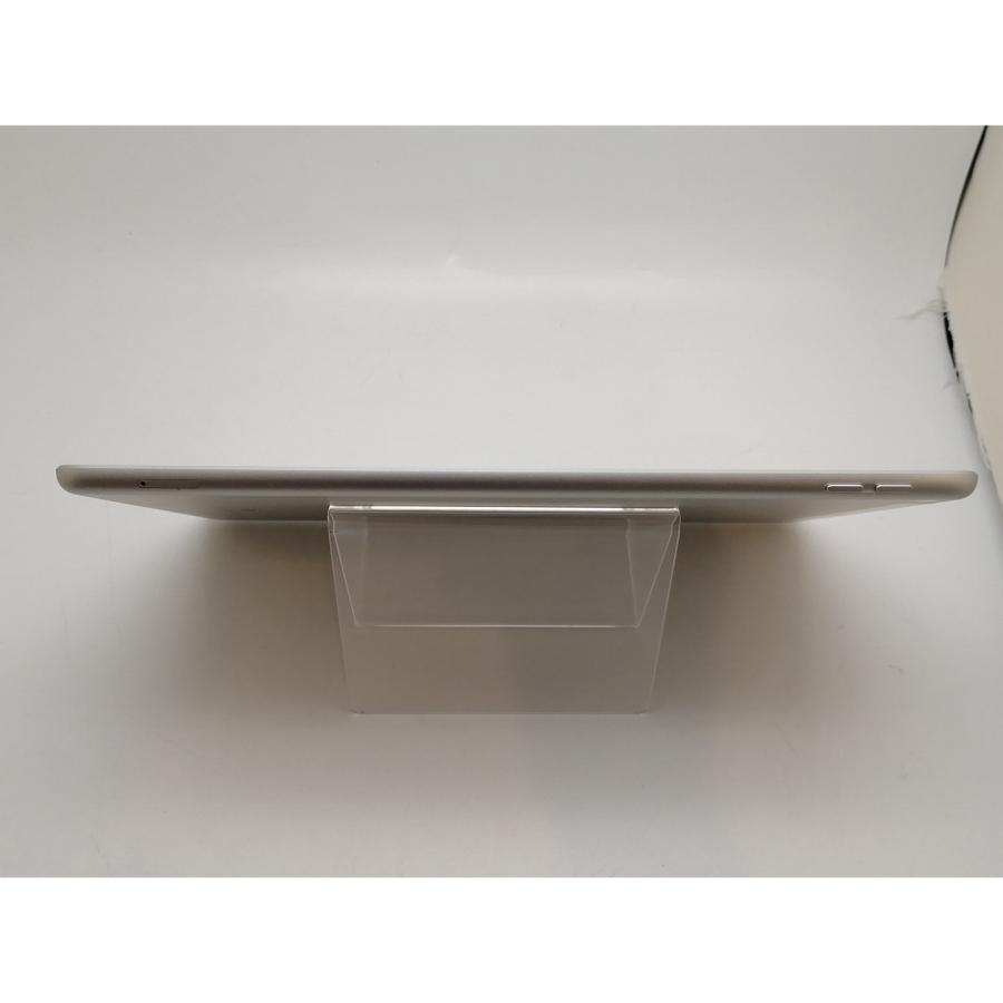 中古】Apple au 【SIMロック解除済み】 iPad（第8世代/2020） 32GB