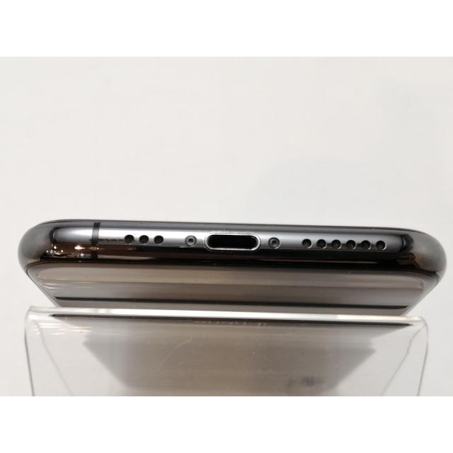 中古】Apple au 【SIMロック解除済み】 iPhone XS 64GB スペースグレイ