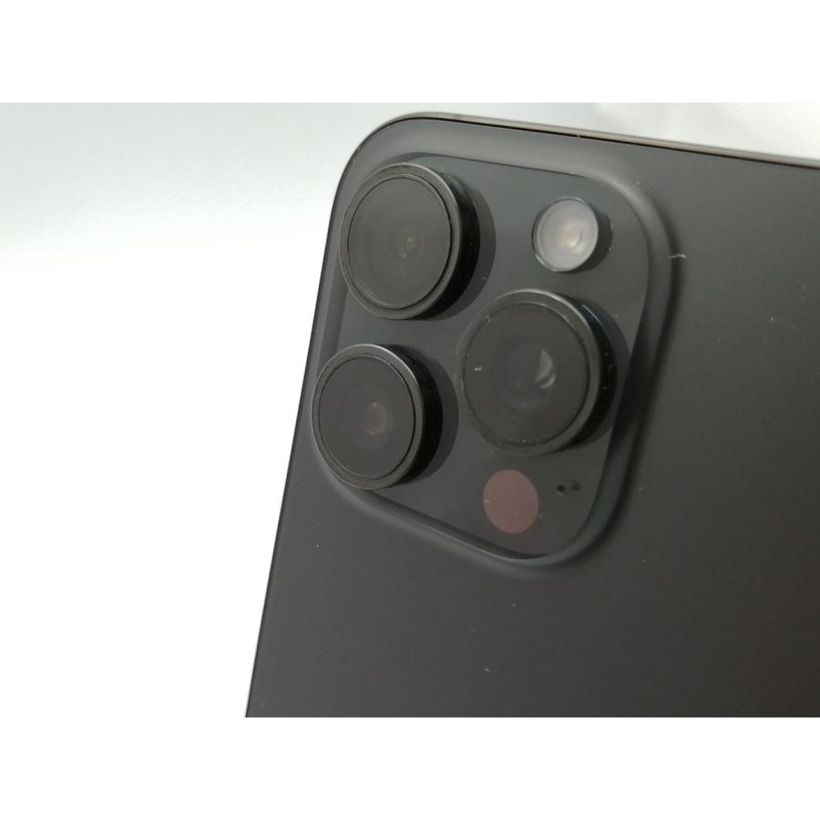 【中古】Apple au 【SIMフリー】 iPhone 15 Pro Max 256GB ブラックチタニウム MU6P3J/A【ECセンター】保証期間１ヶ月【ランクB】の画像