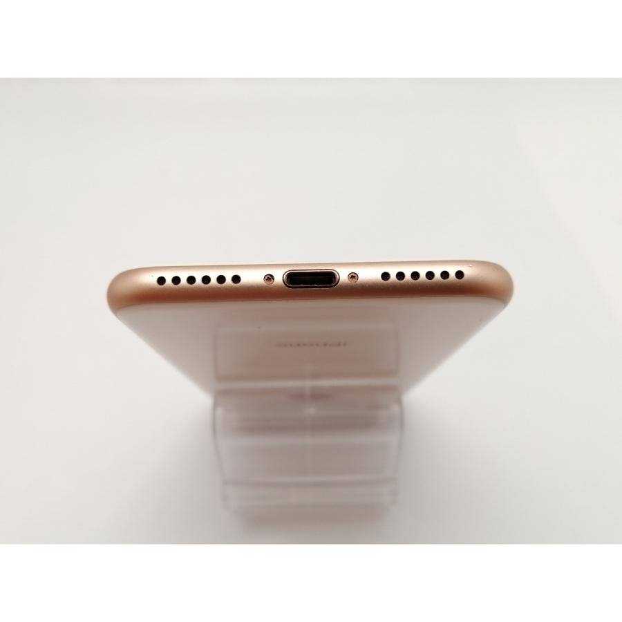 中古】Apple docomo 【SIMロック解除済み】 iPhone 8 64GB ゴールド