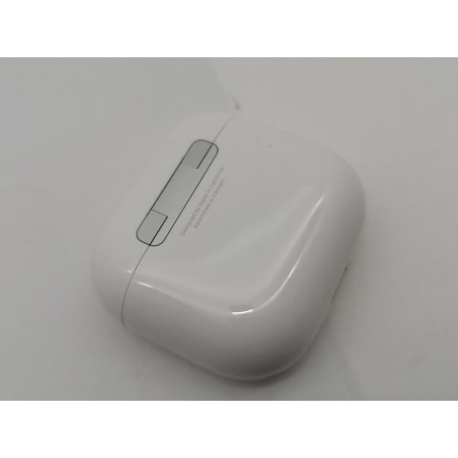 中古】Apple AirPods 4 アクティブノイズキャンセリング搭載モデル