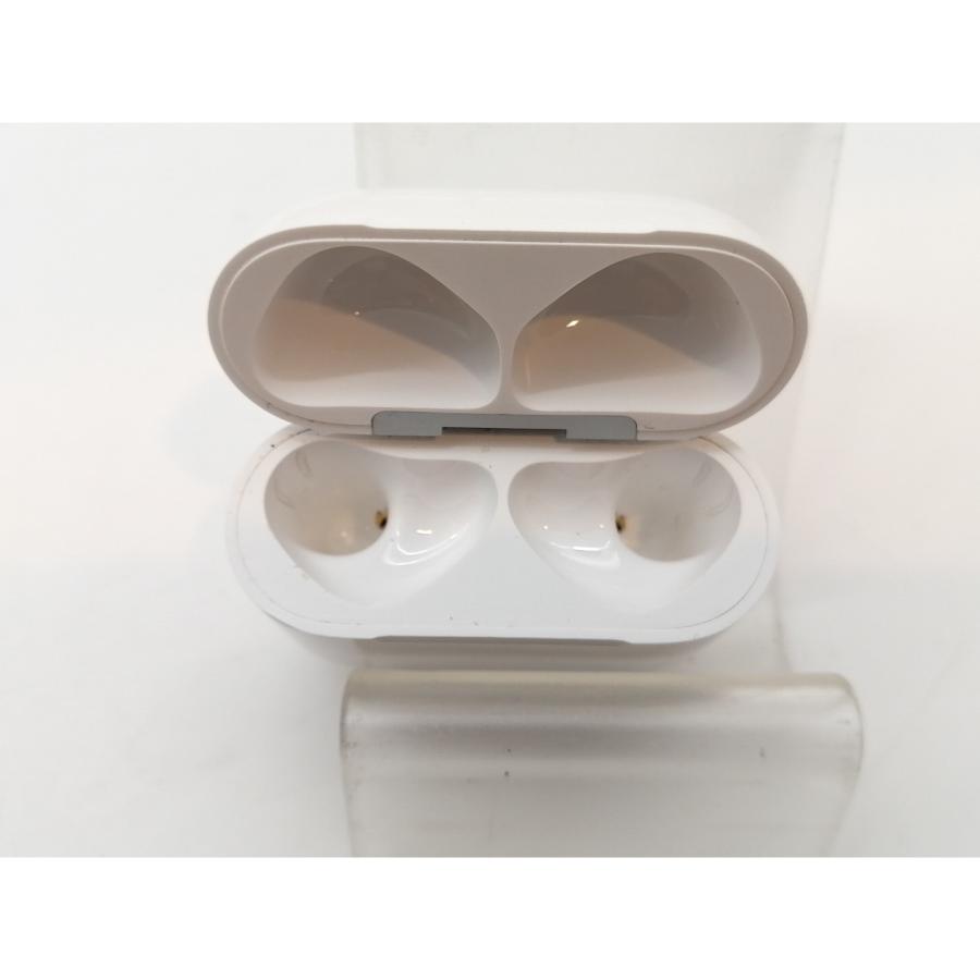中古】Apple AirPods 4 アクティブノイズキャンセリング搭載モデル