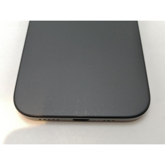 【中古】Apple au 【SIMフリー】 iPhone 16 128GB ブラック MYDQ3J/A【DS秋葉】保証期間１ヶ月【ランクB】の画像