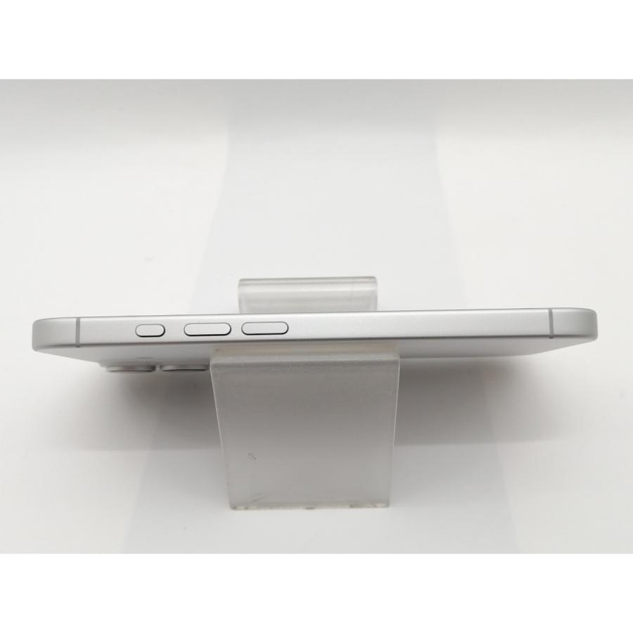 【中古】Apple 国内版 【SIMフリー】 iPhone 17 256GB ホワイト MG684J/A【津田沼】保証期間１ヶ月【ランクA】の画像