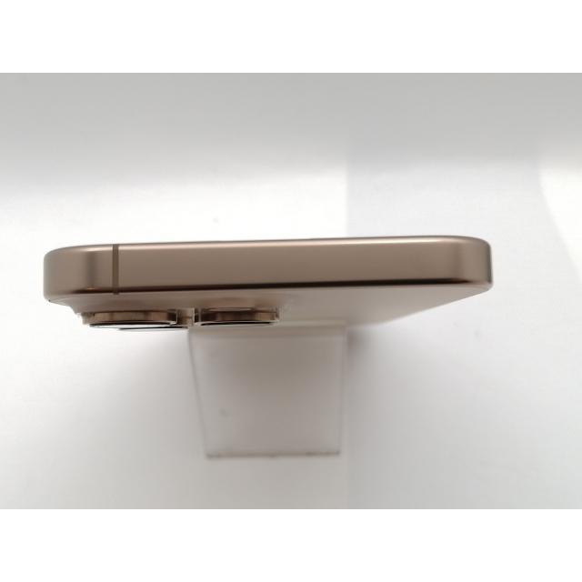【中古】Apple docomo 【SIMフリー】 iPhone 16 Pro Max 256GB デザートチタニウム MYWJ3J/A【DS秋葉】保証期間１ヶ月【ランクB】の画像