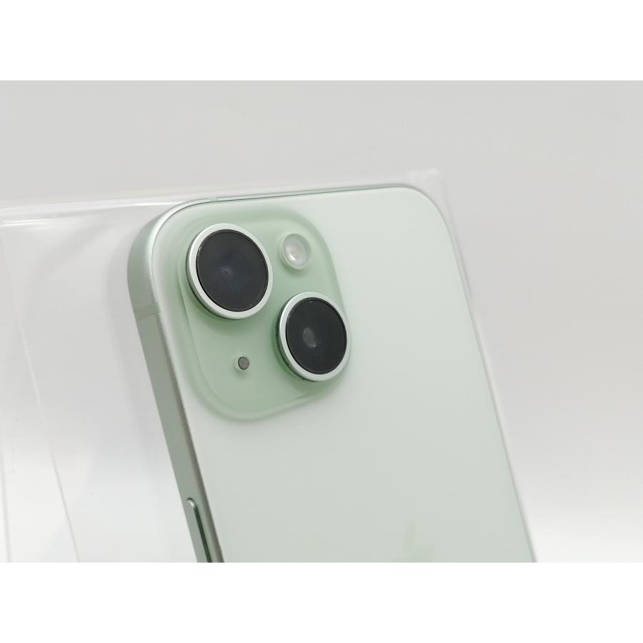 中古】Apple docomo 【SIMフリー】 iPhone 15 256GB グリーン MTMT3J/A