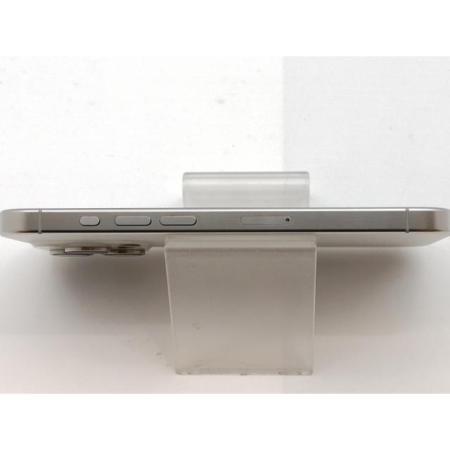 【中古】Apple 国内版 【SIMフリー】 iPhone 15 Pro 256GB ホワイトチタニウム MTUD3J/A【津田沼】保証期間１ヶ月【ランクB】の画像