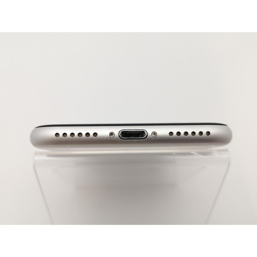 iPhone SE（第2世代） 【中古】Apple docomo 【SIMロックあり】 64GB