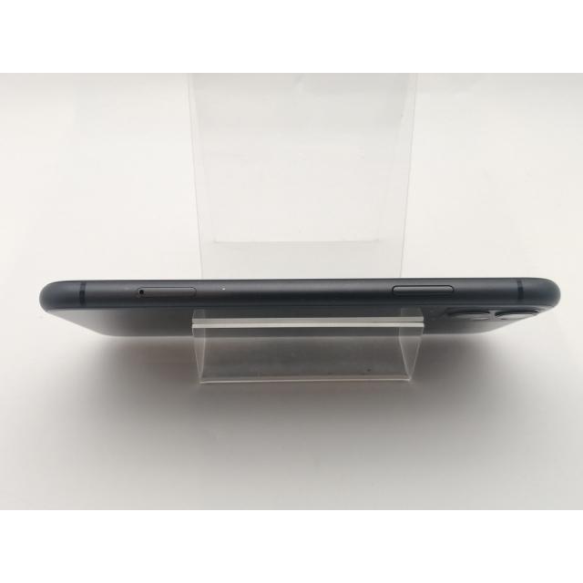 中古】Apple au 【SIMロック解除済み】 iPhone 11 128GB ブラック