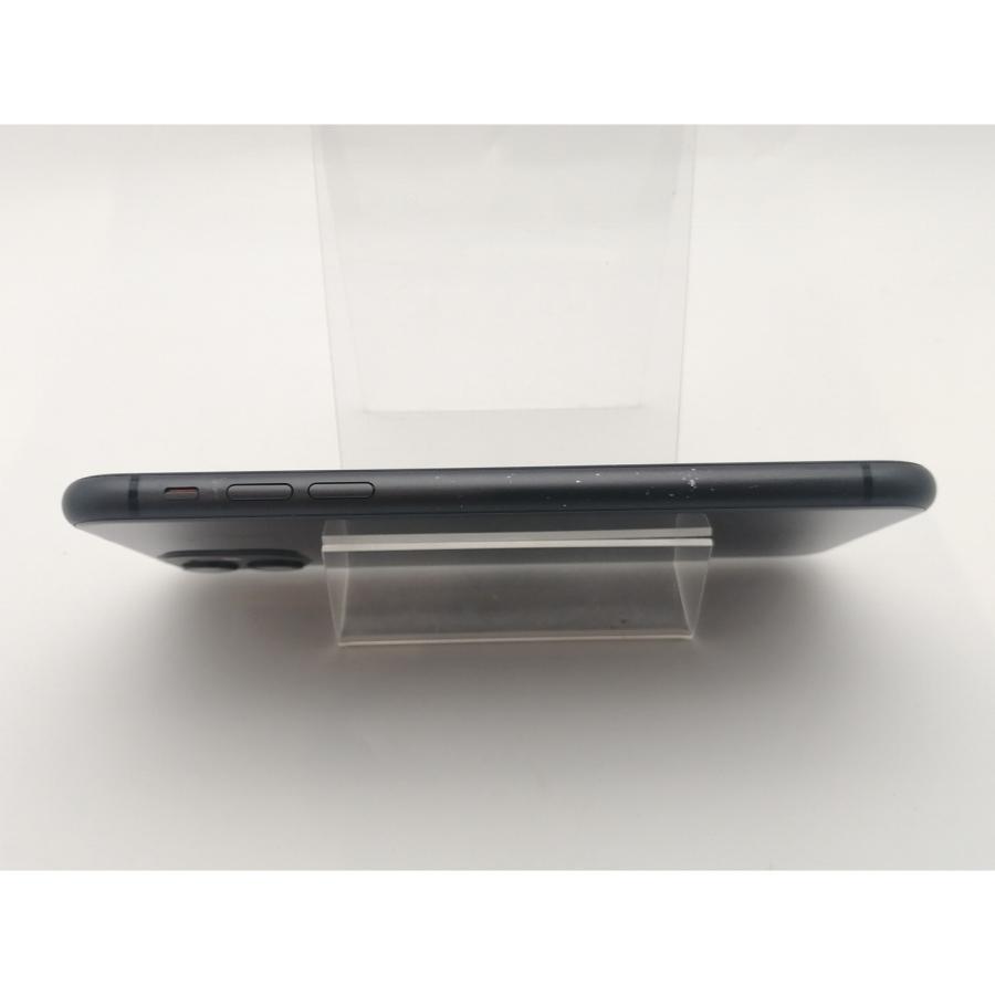 中古】Apple au 【SIMロック解除済み】 iPhone 11 128GB ブラック