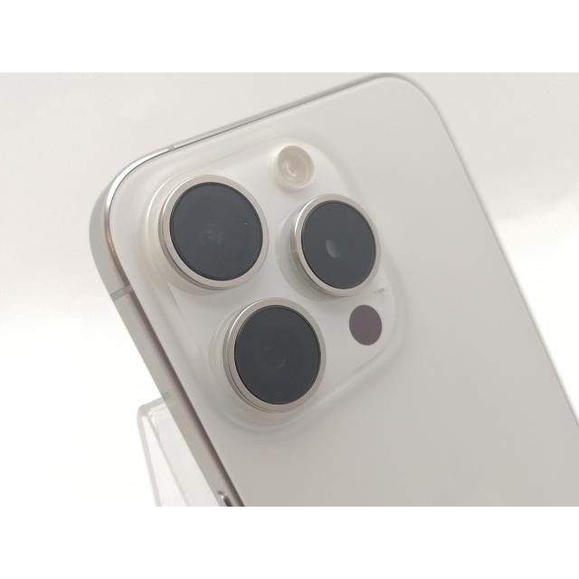 中古】Apple 国内版 【SIMフリー】 iPhone 15 Pro 256GB ホワイト