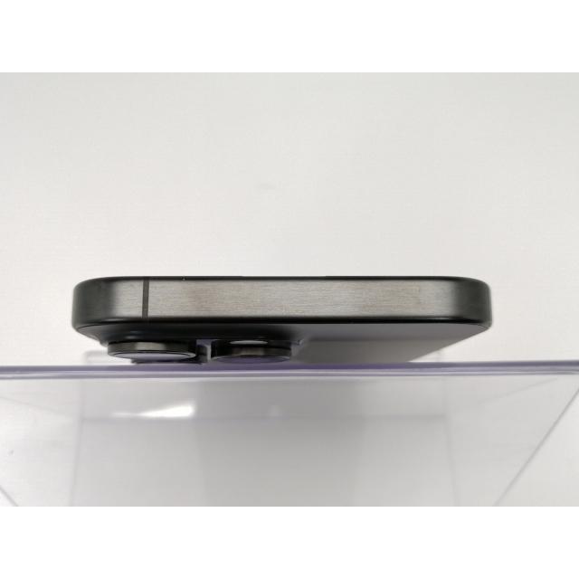 中古】Apple 国内版 【SIMフリー】 iPhone 15 Pro Max 256GB ブラック