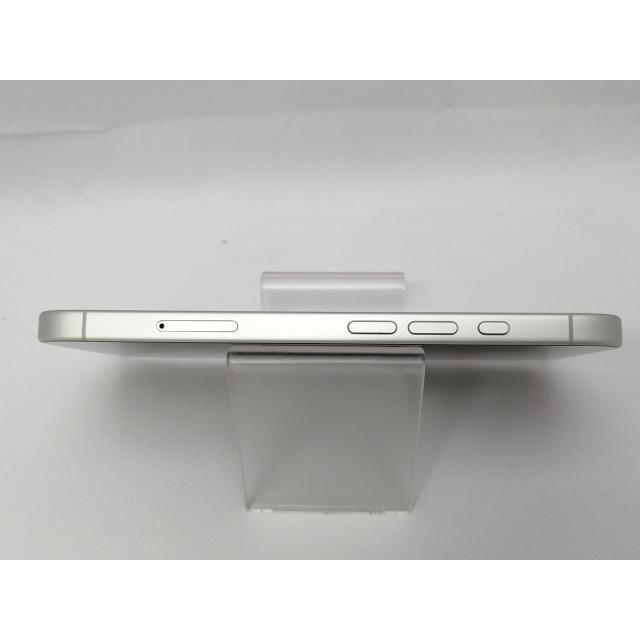 【中古】Apple docomo 【SIMフリー】 iPhone 16 128GB ホワイト MYDR3J/A【川越クレアモール】保証期間１ヶ月【ランクA】の画像