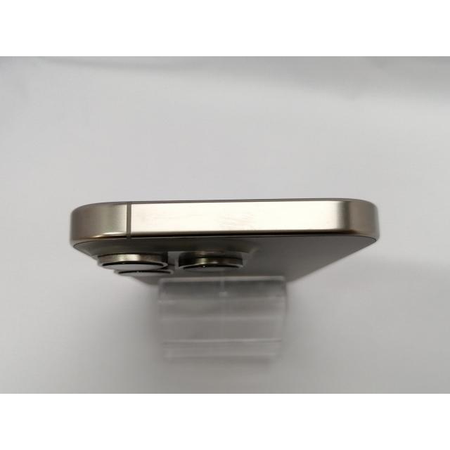 【中古】Apple au 【SIMフリー】 iPhone 16 Pro 128GB ナチュラルチタニウム MYMY3J/A【川越クレアモール】保証期間１ヶ月【ランクA】の画像