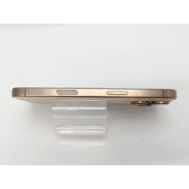 【中古】Apple 国内版 【SIMフリー】 iPhone 16 Pro 256GB デザートチタニウム MYN23J/A【川越クレアモール】保証期間１ヶ月【ランクB】の画像
