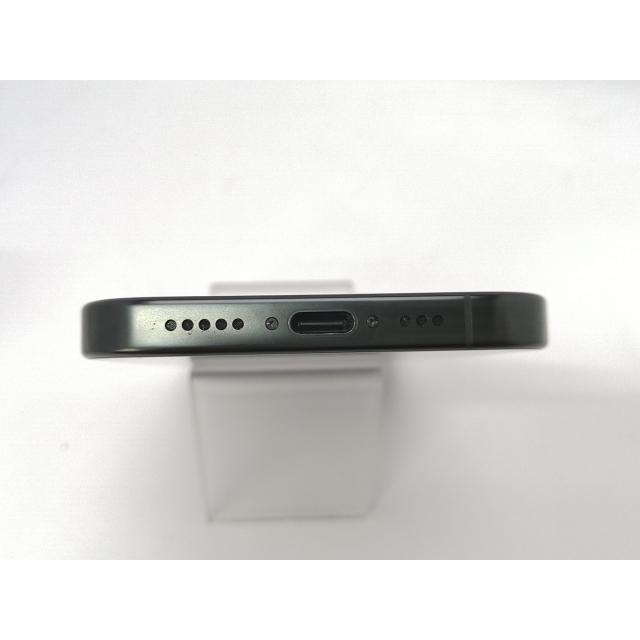 【中古】【赤ロム保証あり】Apple au 【SIMフリー】 iPhone 16 Pro 128GB ブラックチタニウム MYMV3J/A【川越クレアモール】保証期間１ヶ月【ランクB】の画像