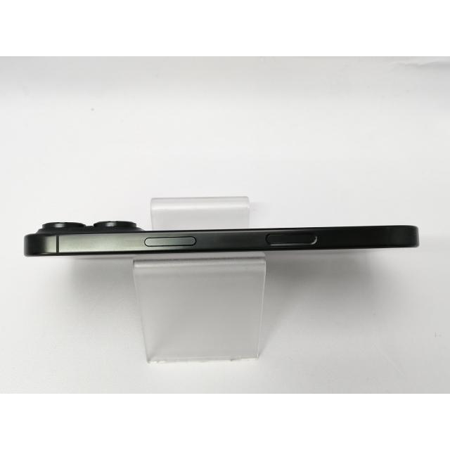 【中古】【赤ロム保証あり】Apple au 【SIMフリー】 iPhone 16 Pro 128GB ブラックチタニウム MYMV3J/A【川越クレアモール】保証期間１ヶ月【ランクB】の画像