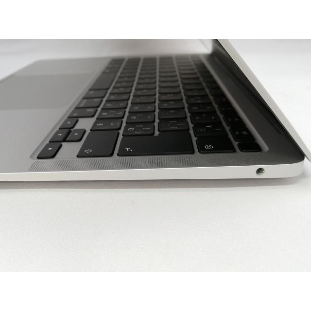 【中古】Apple MacBook Air 13インチ CTO (M1・2020) シルバー Apple M1(CPU:8C/GPU:7C)/16G/256G【川越クレアモール】保証期間１ヶ月【ランクA】の画像