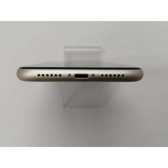 中古】Apple au 【SIMロック解除済み】 iPhone 11 64GB ホワイト