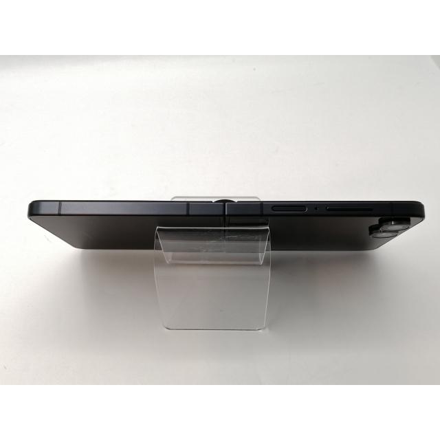 【中古】SAMSUNG 国内版 【SIMフリー】 Galaxy Z Flip7 ジェットブラック 12GB 256GB SM-F766Q【高崎モントレー】保証期間１ヶ月【ランクA】の画像