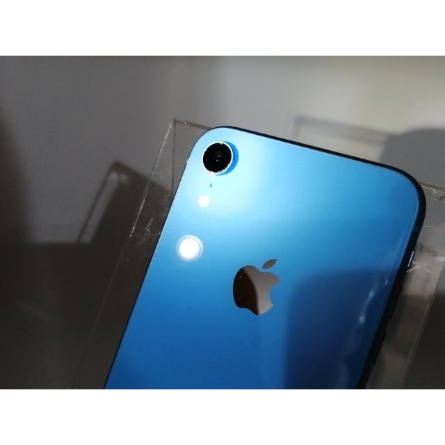 中古】Apple au 【SIMロック解除済み】 iPhone XR 64GB ブルー MT0E2J 