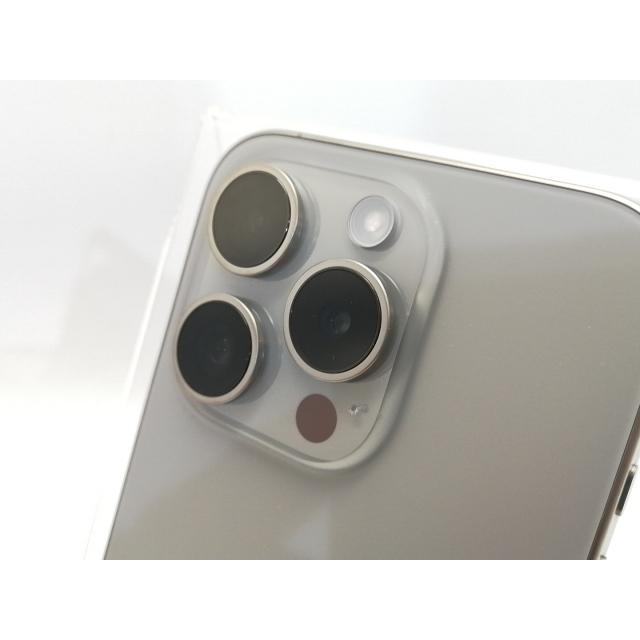 【中古】Apple 国内版 【SIMフリー】 iPhone 15 Pro 256GB ナチュラルチタニウム MTUF3J/A【高崎モントレー】保証期間１ヶ月【ランクA】の画像