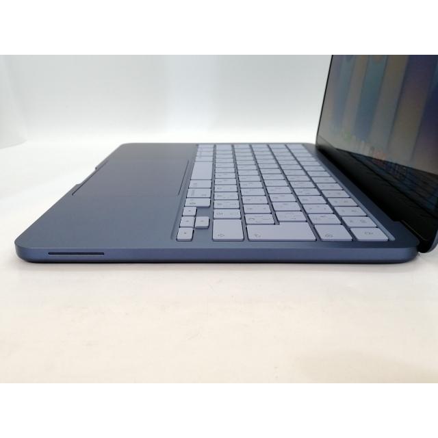 【中古】Apple MacBook Neo 13インチ A18 Pro(CPU:6C/GPU:5C) 8GB/256GB インディゴ MHFF4J/A (13インチ,A18 Pro)【高崎モントレー】保証期間１ヶ月【ランクA】の画像