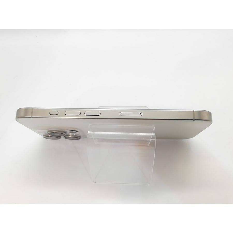 【中古】Apple 国内版 【SIMフリー】 iPhone 15 Pro 256GB ホワイトチタニウム MTUD3J/A【高崎モントレー】保証期間１ヶ月【ランクA】の画像
